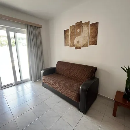 Family House 2*