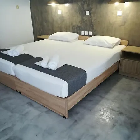 Family House Hotel apartamentowy 2*