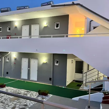 Hotel apartamentowy Family House
